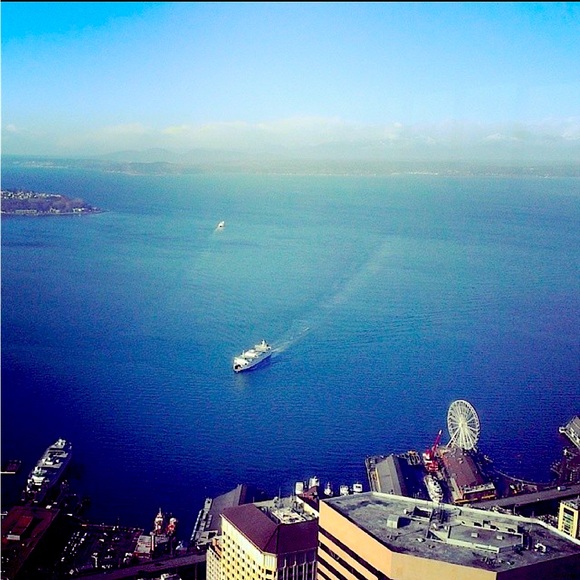 Meet your Posher, Ian - Picture 2 of 3